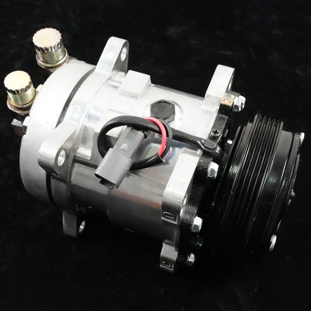 Air Conditioning Compressor 7023577 6698358 7279138 for Bobcat Excavator E26 E32 E35 E42 E45 E50 E55
