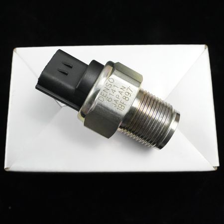 Common Rail Pressure Sensor VHS227621070 for Kobelco Excavator SK215SRLC SK235SR-1E SK235SR-2 SK235SRLC-2 SK350-8 SK350-9