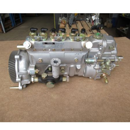 Fuel Injection Pump VAME088960 VAME088910 for Kobelco Excavator SK200 SK200-5 SK200LC-5 with 6D34T