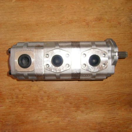 Gear Pump 20T-60-00400 for Komatsu Excavator PC40-5 PC50UU-1