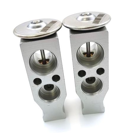 A/C Expansion Valve RD451-93740 for Kubota KX033-4 KX057-4 KX080-4 U35-4 U48-4 U55-4