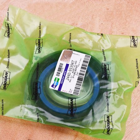 Bucket Cylinder Seal Kit 2440-9339KT 24409339KT for Doosan Daewoo Excavator SOLAR 200W-V SOLAR 210W-V SOLAR 220LC-6 SOLAR 220LC-V SOLAR 220N-V
