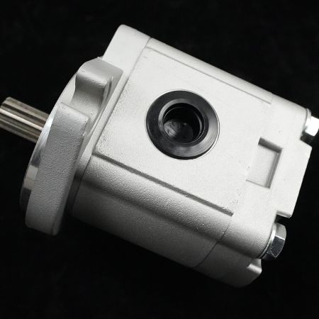 Gear Pump 4276918 for Hitachi Excavator EX135UR-5 EX135US-5 EX135USR EX200-3 EX200-5