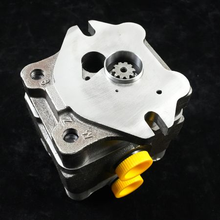 Pilot Pump Gear Pump 172422-73710 PVD-2B-36 PVD2B36 for Yanmar Excavator VIO30-1