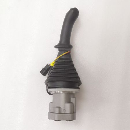 Remote Control Valve (RH) K1000555E for Doosan Deawoo Excavator DX225LC DX300LC DX340LC TXC225LC-2