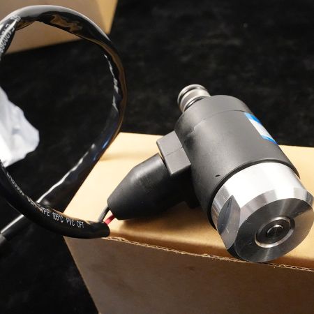 Solenoid Valve 11Y-60-11530 for Komatsu D39EX-22 D31EX-21 D37EX-21 D39EX-21 D61EX-23 D65PX-17