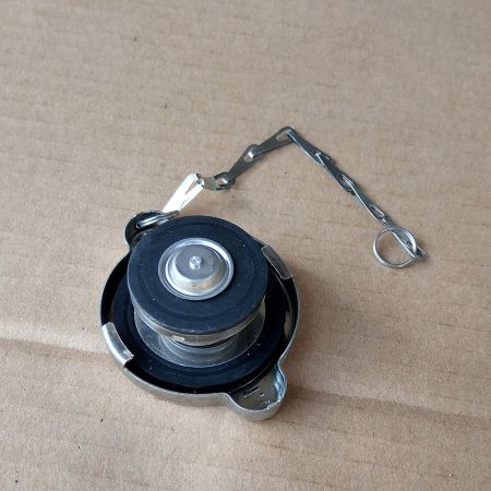 Water Radiator Cap LR015830 for Case Excavator CX130B CX130C CX130D CX135SR CX145C SR CX160B CX160C CX350C CX75C SR CX75SR CX80C